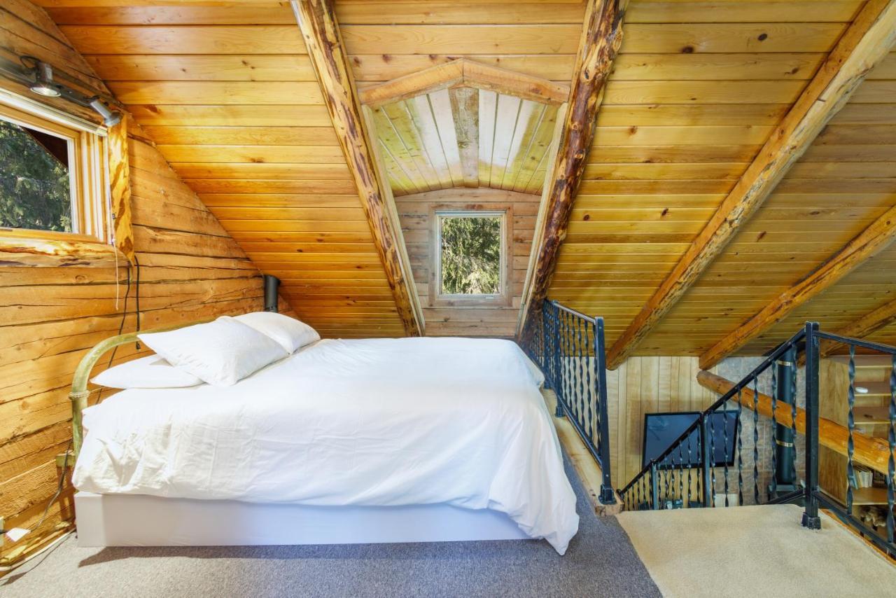 Alpine Meadows Log Cabin เกิร์ดวูด ภายนอก รูปภาพ