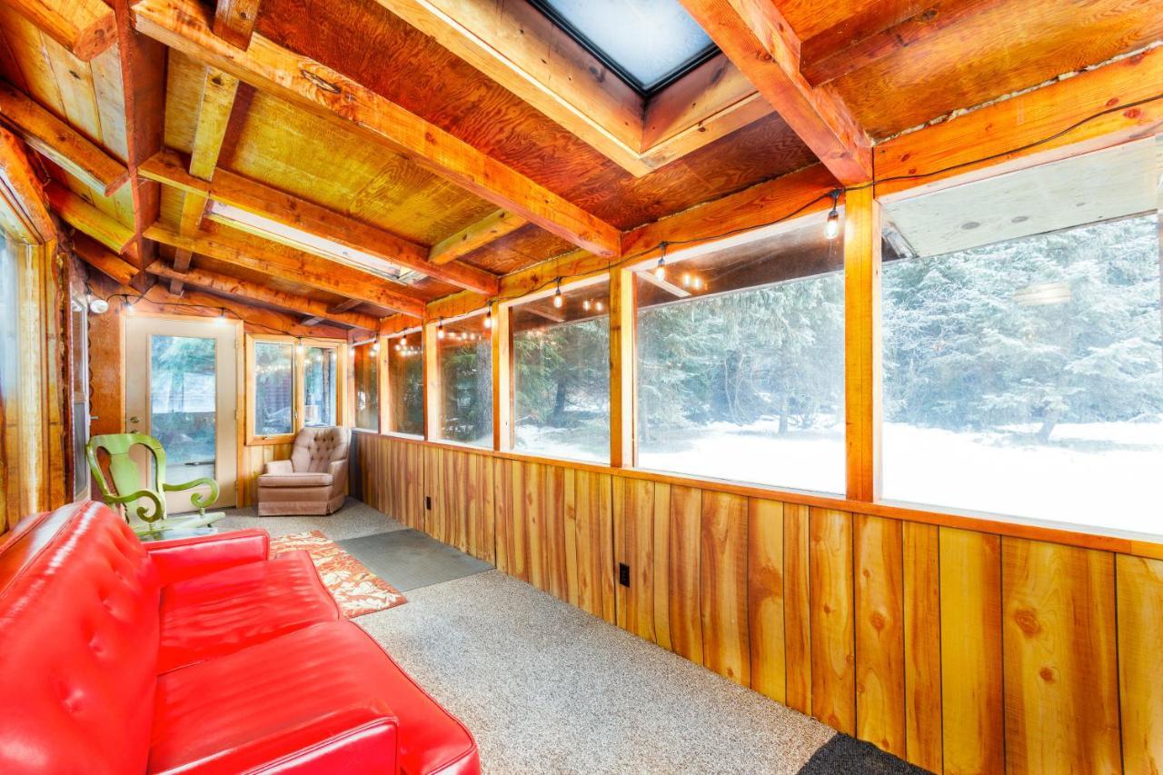 Alpine Meadows Log Cabin เกิร์ดวูด ภายนอก รูปภาพ