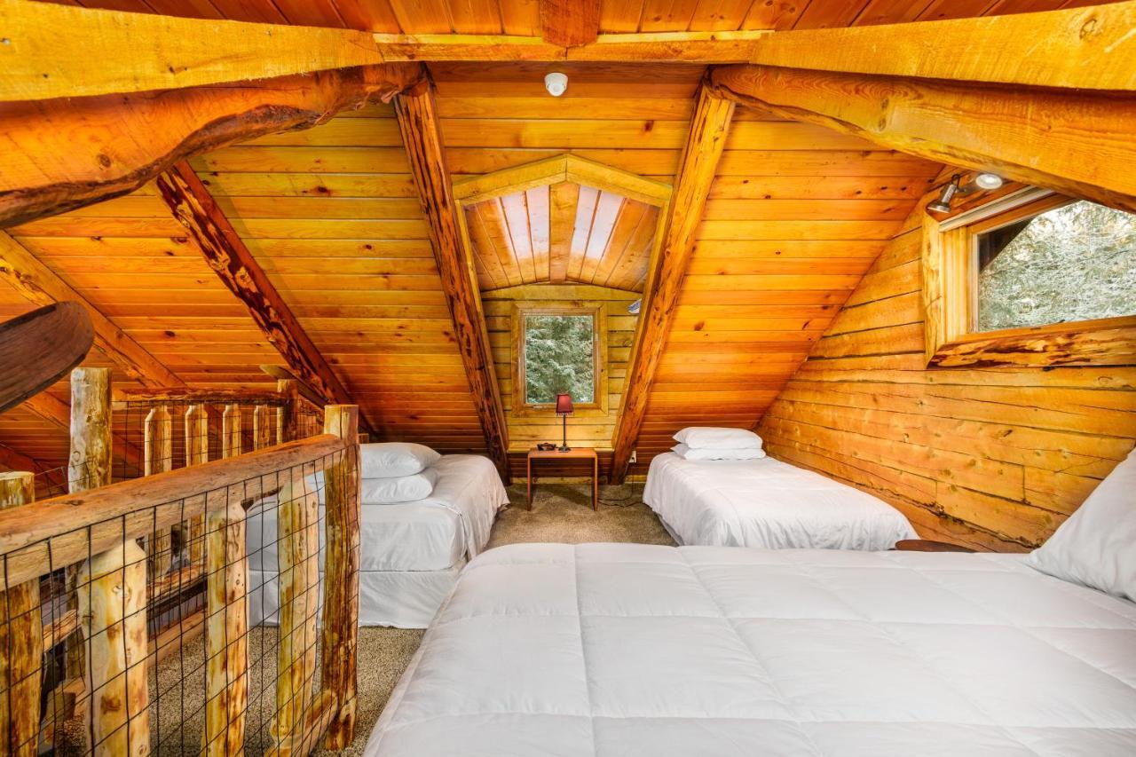 Alpine Meadows Log Cabin เกิร์ดวูด ภายนอก รูปภาพ